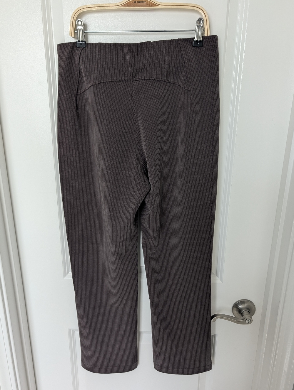 Lululemon Softstreme Ribbed Cropped Pants - Picture 5 of 9